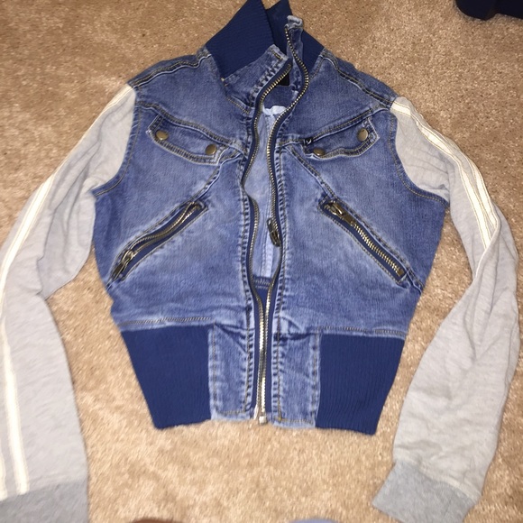 Jackets & Blazers - Jean jacket
